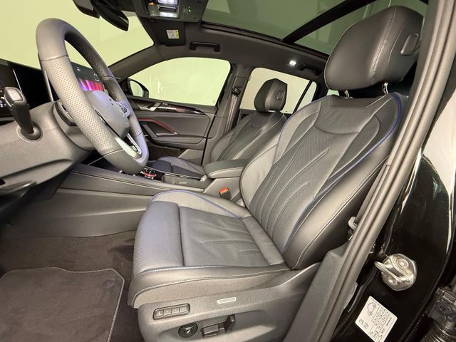 Volkswagen Tiguan TDI R-Line AHK 20Z Leder Pano Stand VOLL