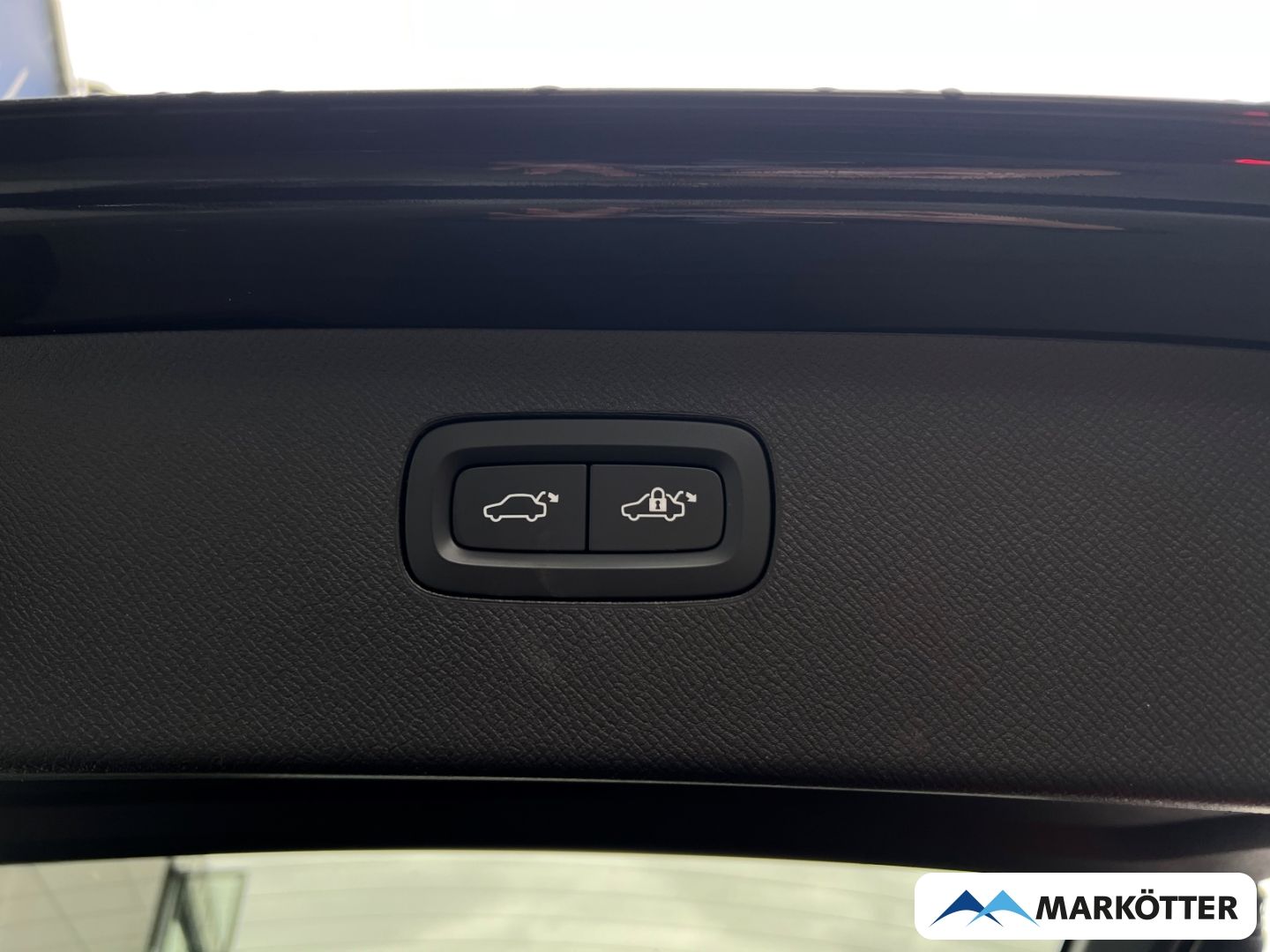 Volvo XC90 T8 AWD Recharge R-Design Edition 22''/AHK/P