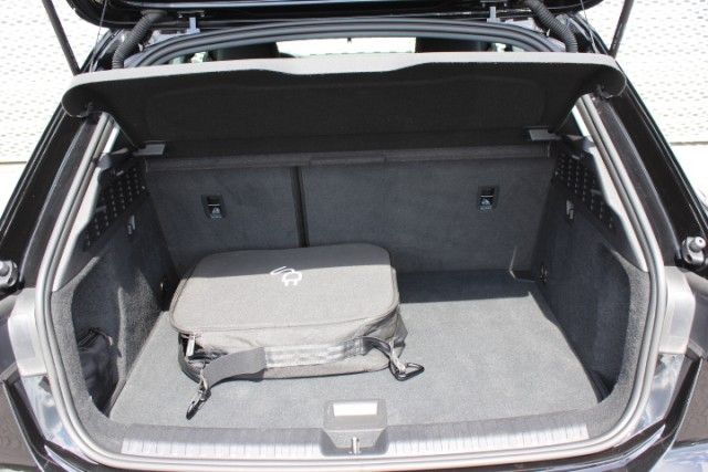 Audi A3 Sportback 40 TFSI e S tronic LED Navi ASI GRA