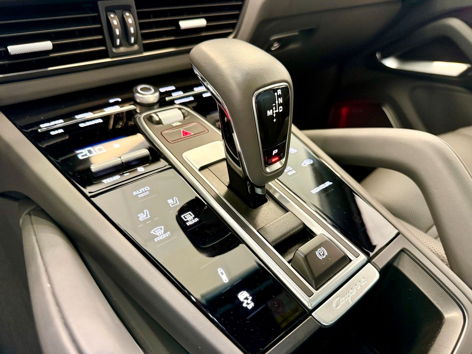 Porsche Cayenne Coupe Turbo S E-Hybrid APPROVED