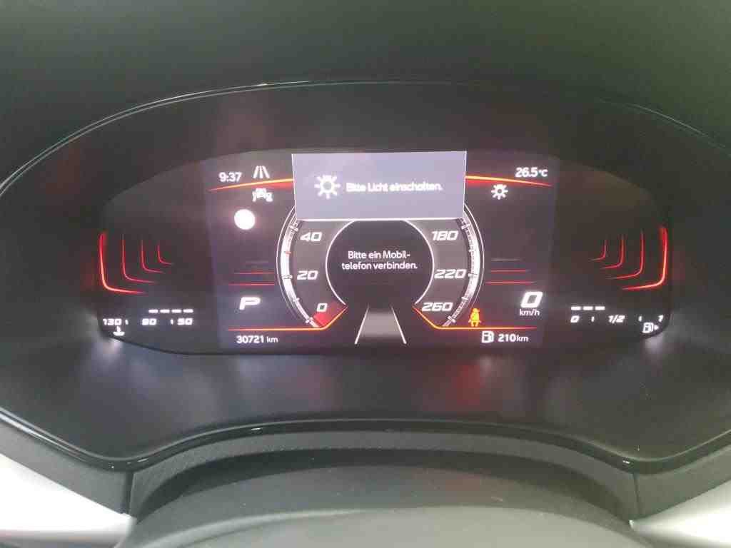 Seat Arona FR 1.5TSI DSG / Navi, ParkAssist, LED, AHK