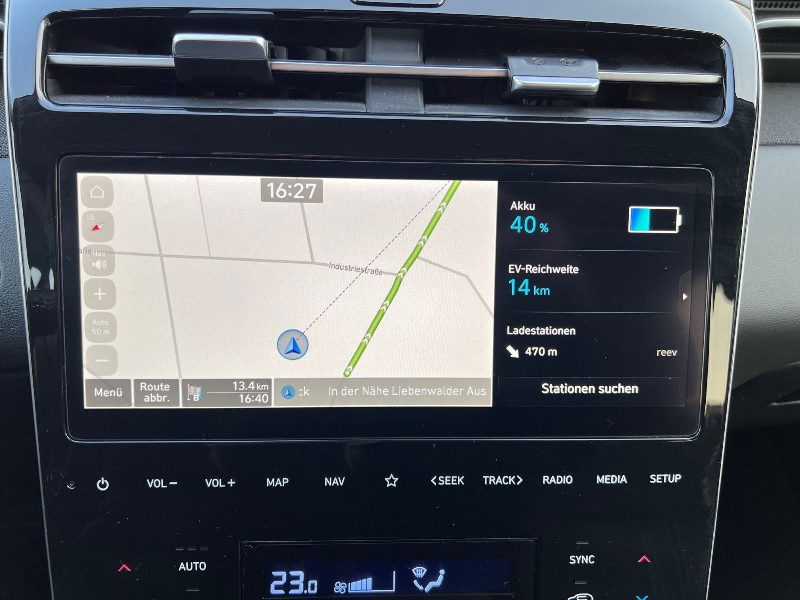 Hyundai Tucson 1.6 T-GDI Trend Plug-In Hybrid 4WD - Samsaru's Car Outlet