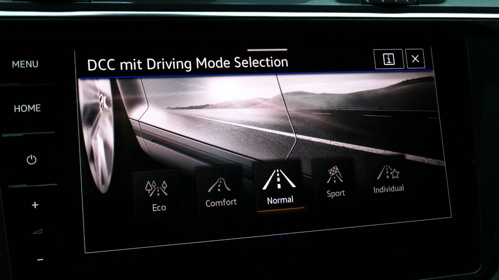Volkswagen Tiguan R-LINE BLACK Pano 360° HuD Assist+ AHK 20