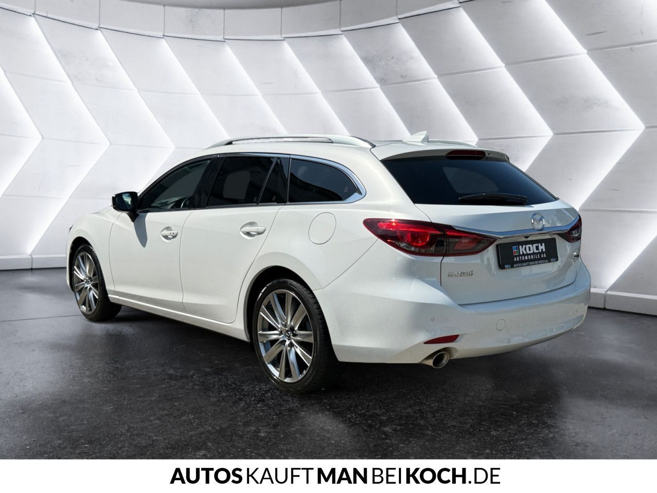 Mazda 6 2.5L SKY-G 194ps 6AT FWD TAKUMI SUNR SD AHK BT