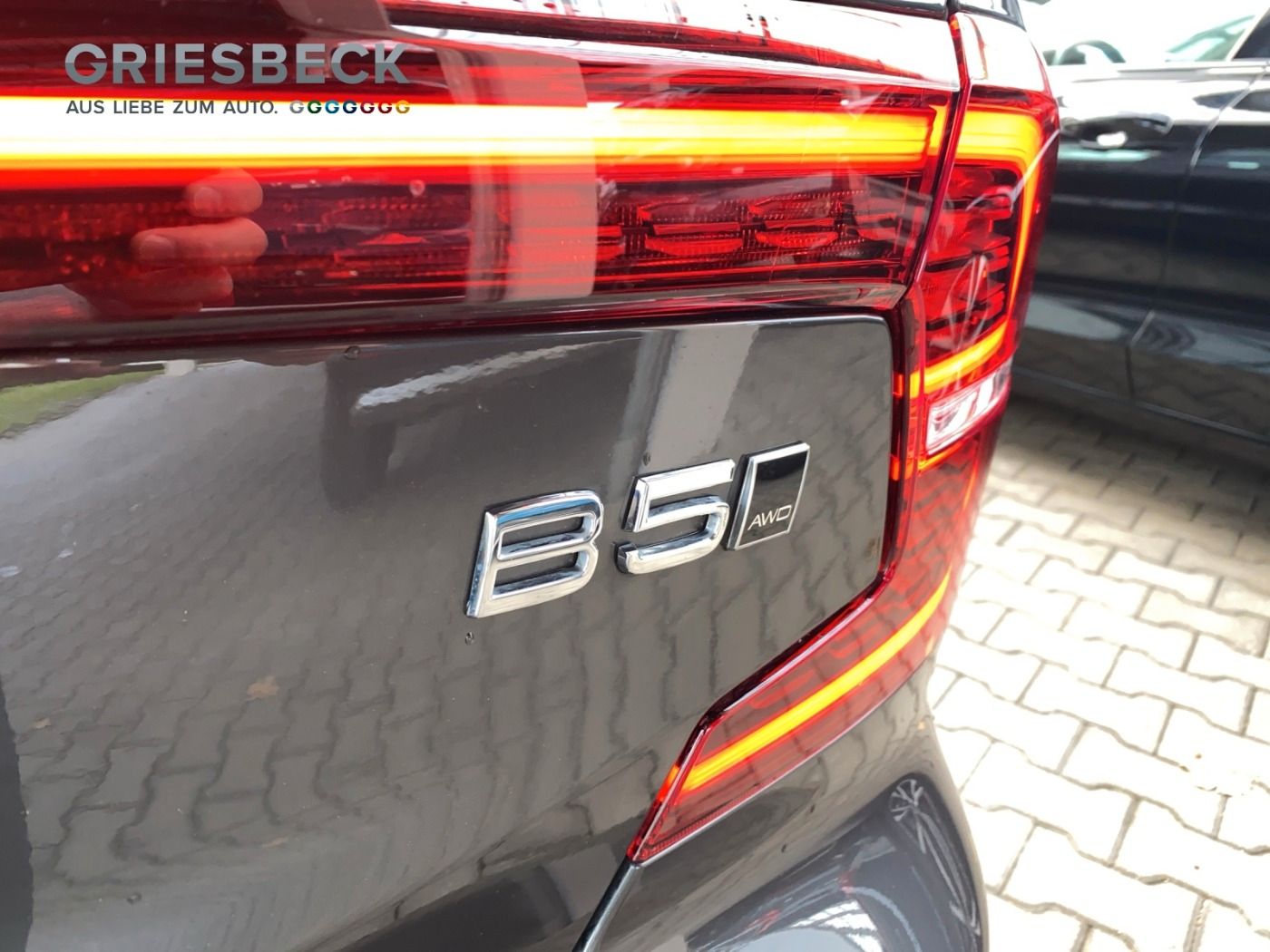 Volvo S60 B5 MHD Ultimate Dark AWD*ACC*HUD*20''