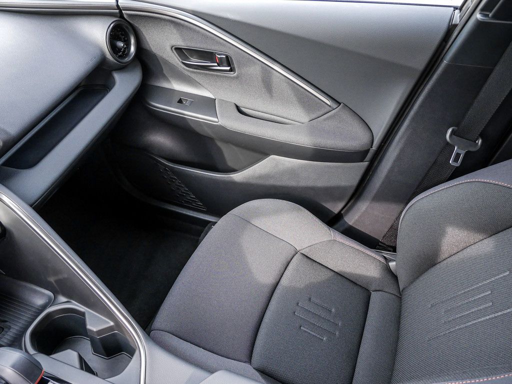Toyota C-HR 2.0 Plug-In Hybrid Teamplayer Technik Paket