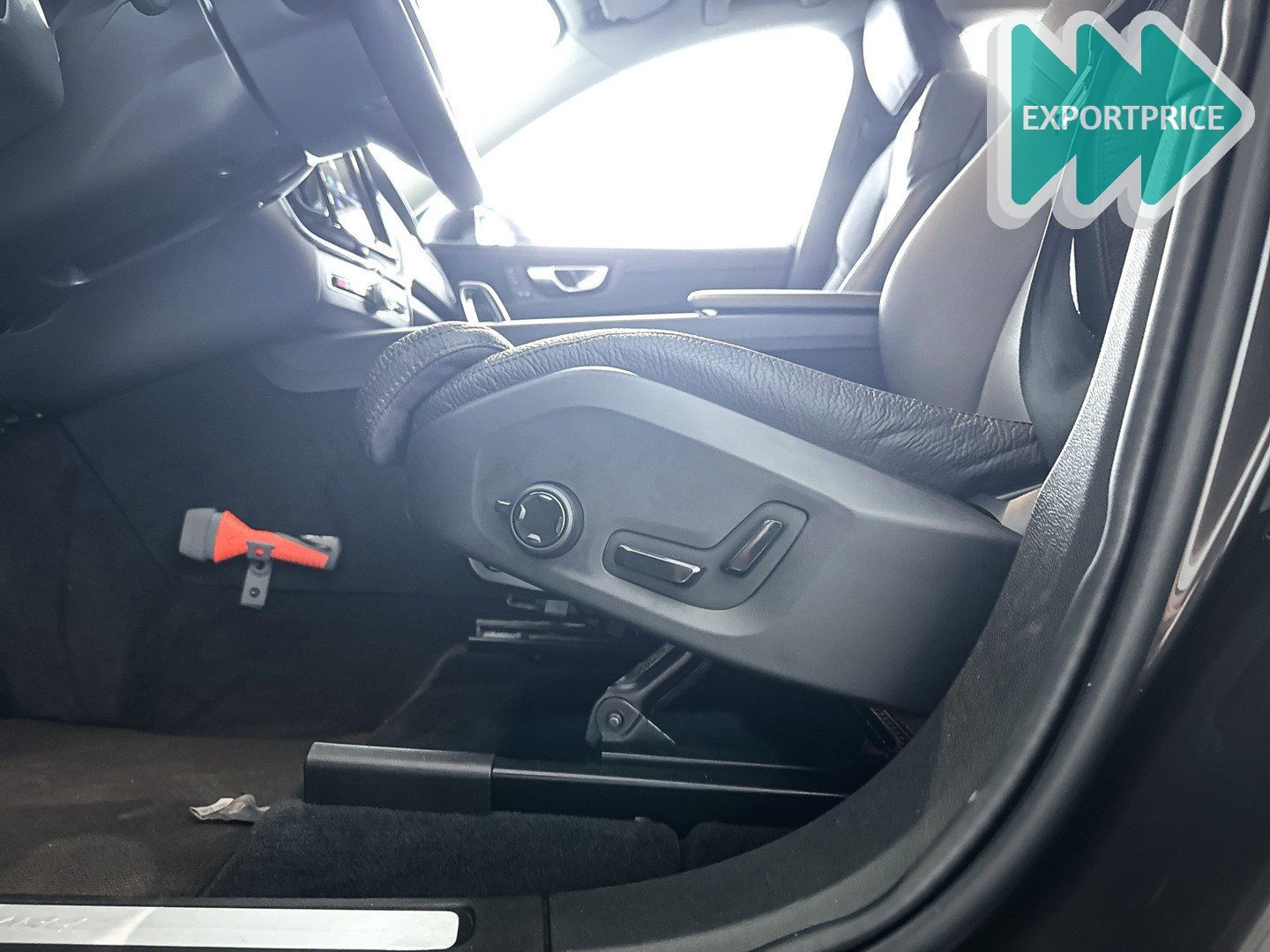 Volvo XC60 T6 Aut. Plug-in hybrid AWD Plus Dark | pano