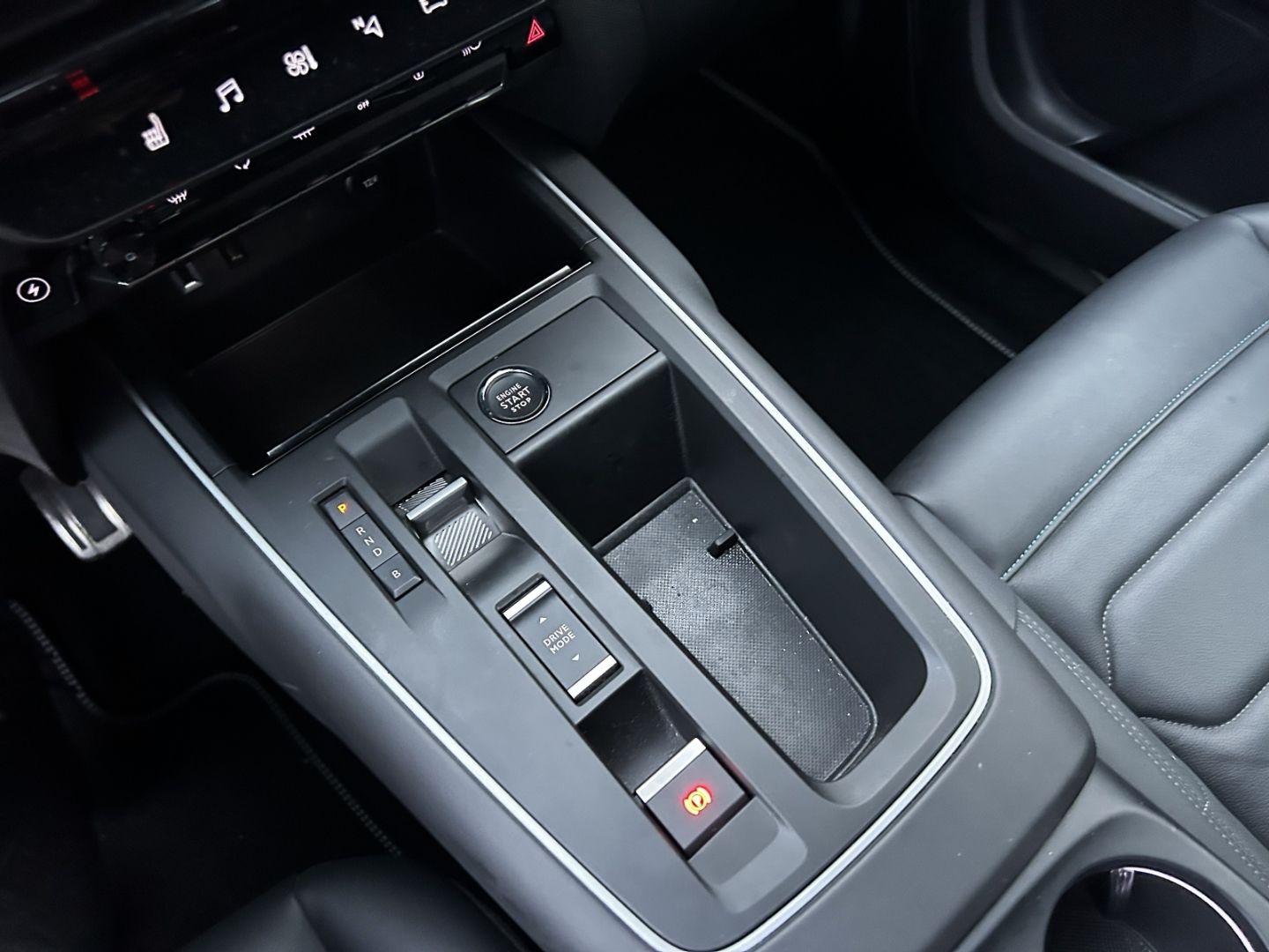 Citroën C5 Aircross Shine Pack Hybrid AHK-abnehmbar Lede