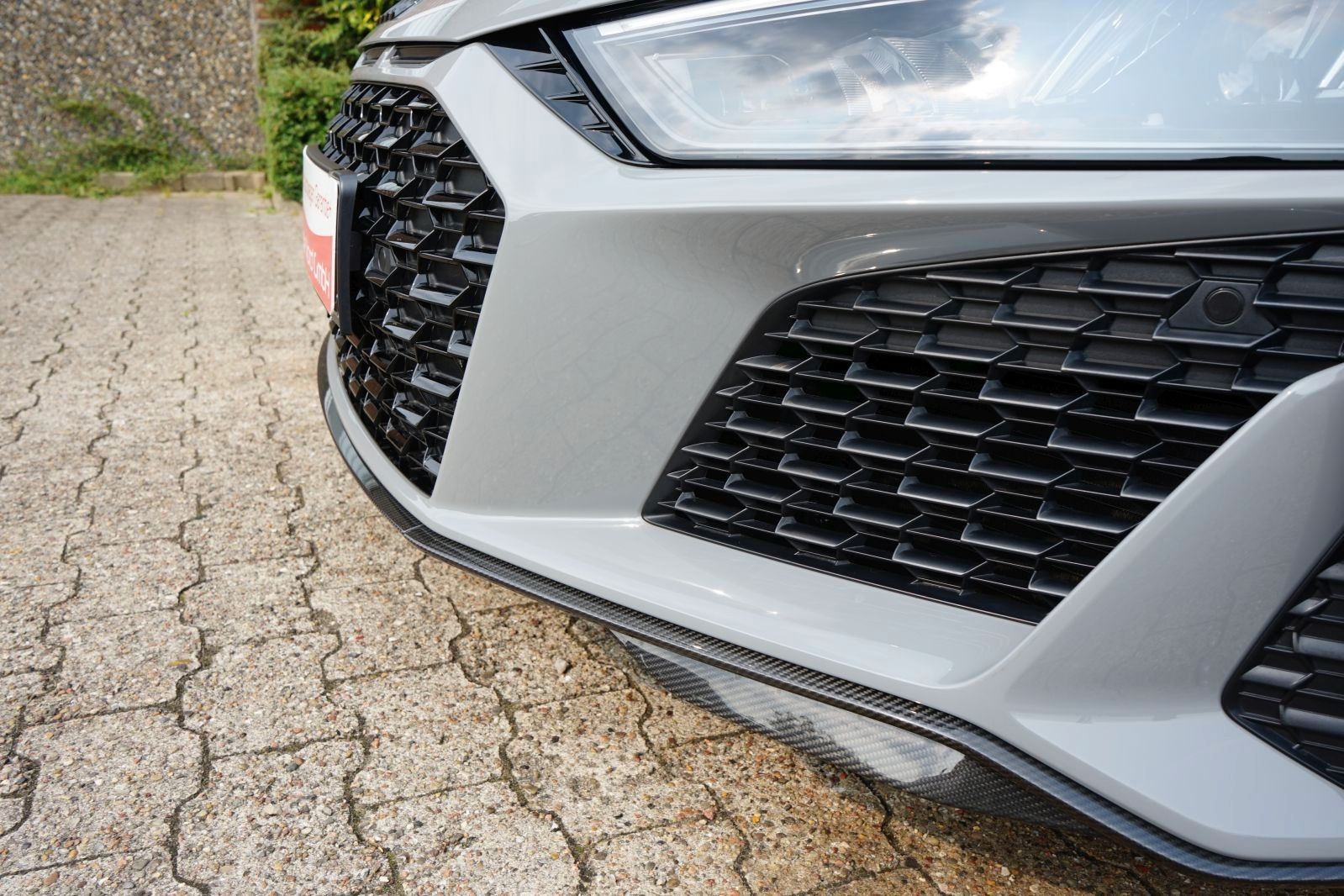 Audi R8 Spyder 5.2 FSI Quattro Performance - Samsaru's Car Outlet