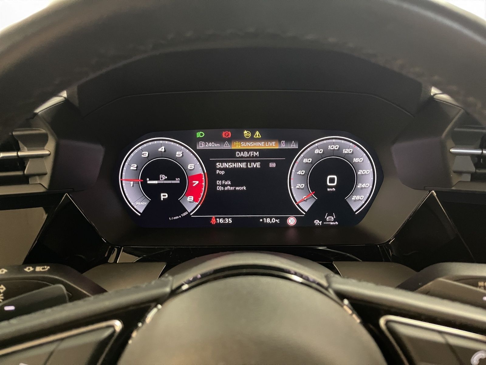 Audi A3 Limousine 35 TFSI advanced LED LM 17" Navi PD