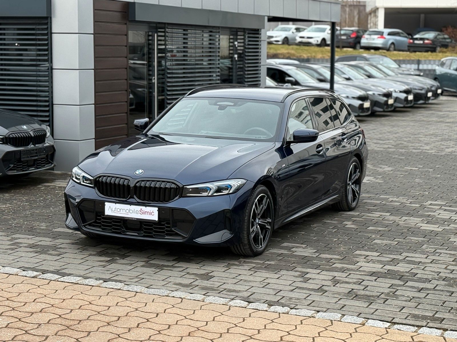 BMW 320d xD M Sport HuD AHK hifi StHzg 360° memory