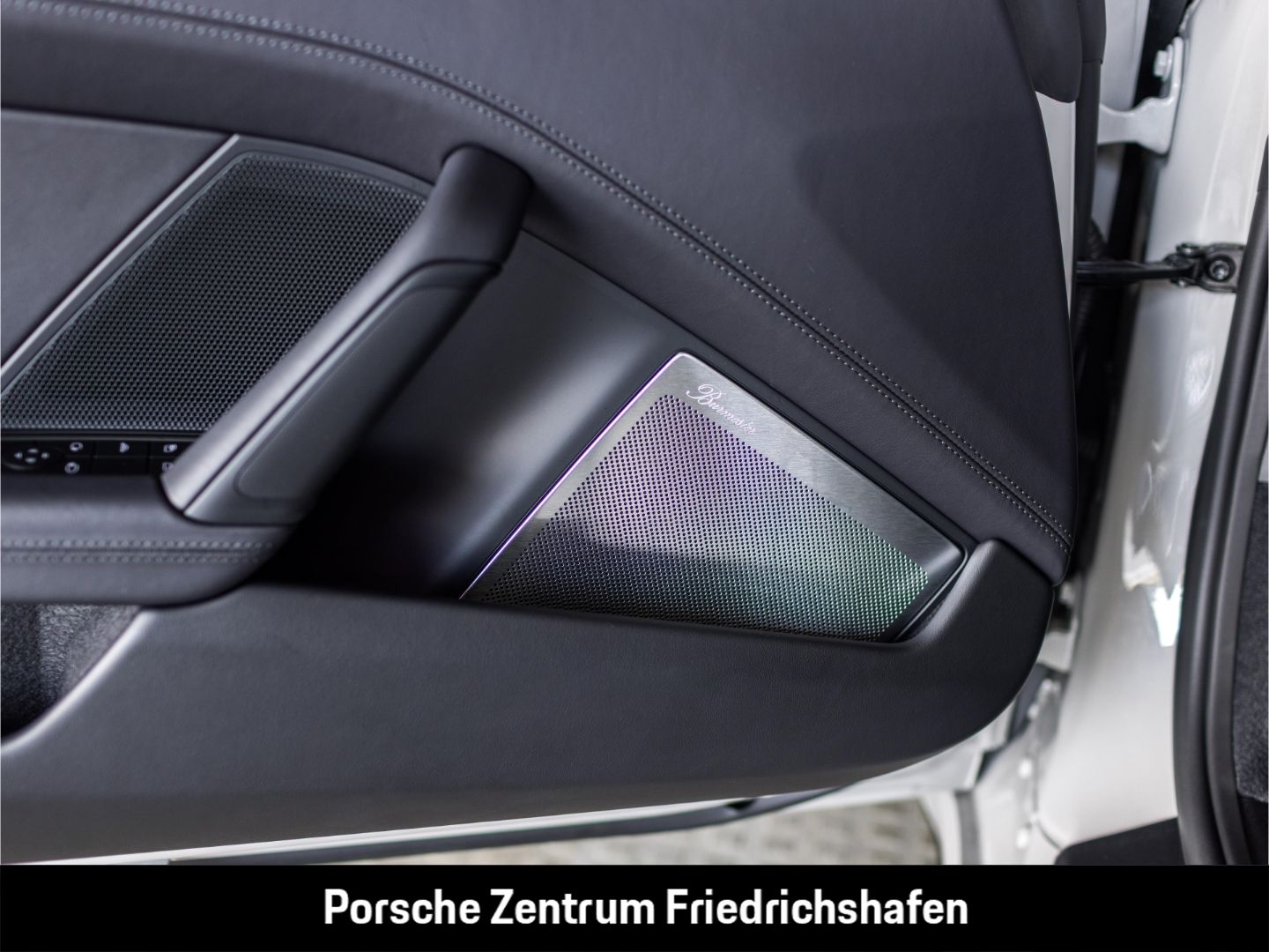 Porsche 992 911 Turbo S Cabriolet Burmester Liftsystem B