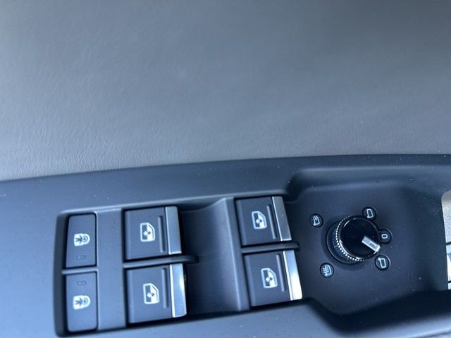 Audi A6 Avant 40 TDI quattro S tronic S line Matrix C