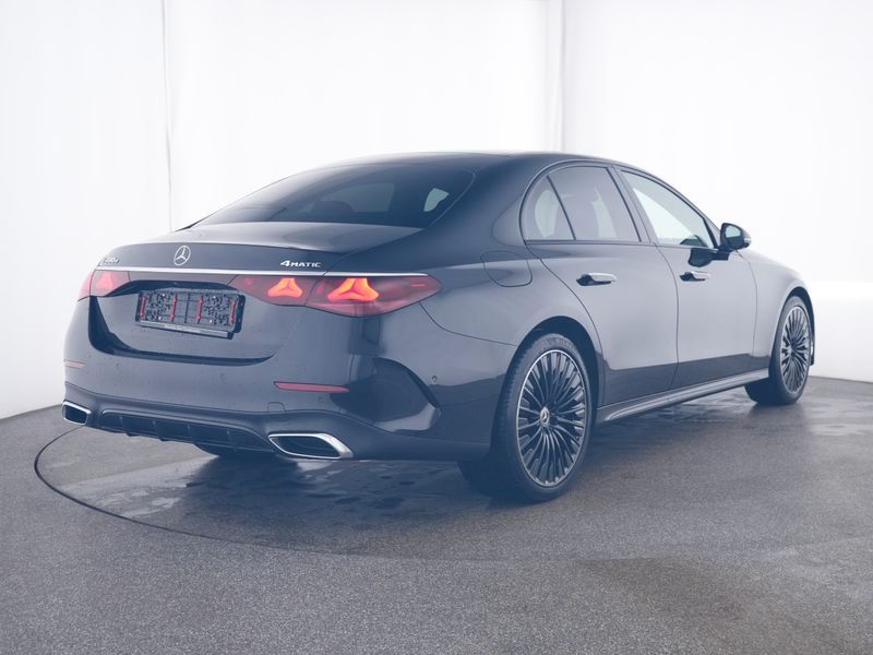 Mercedes-Benz E 400 e 4M AMG-Sport - Samsaru's Car Outlet