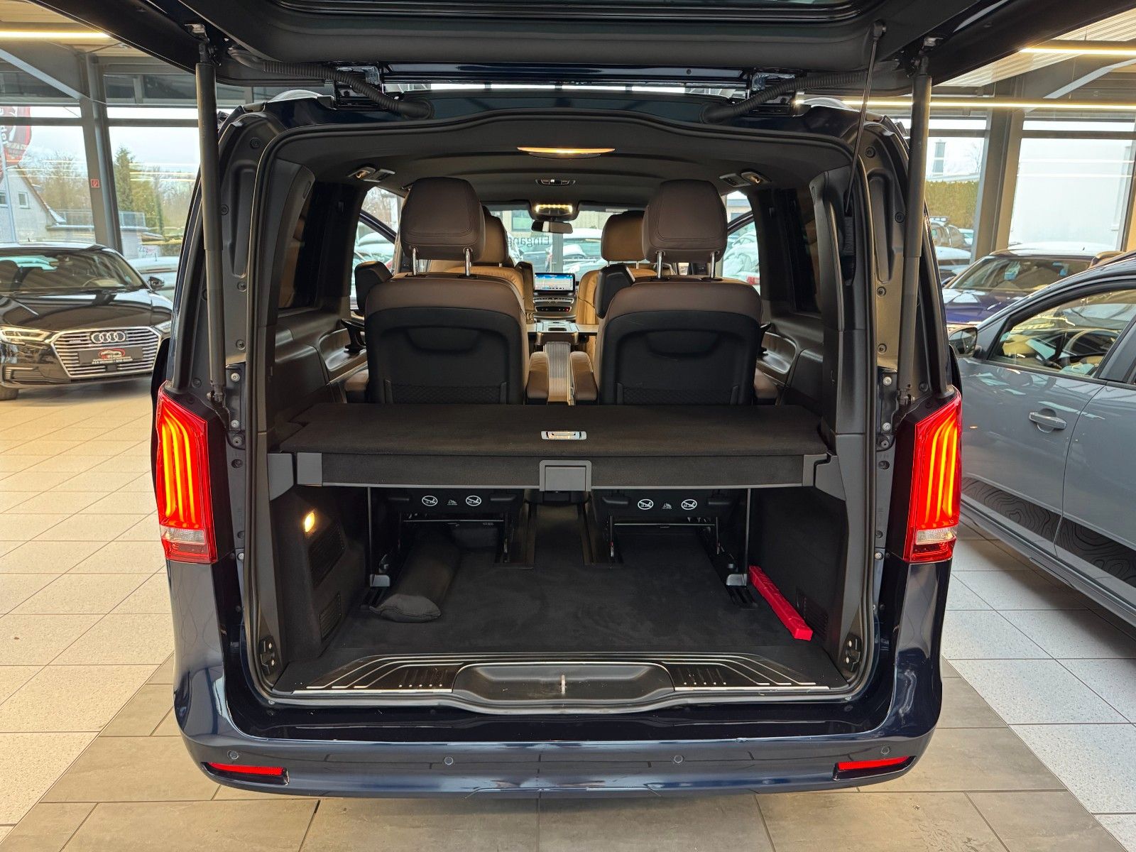 Mercedes-Benz V 300 d AVANTGARDE EDITION Lang