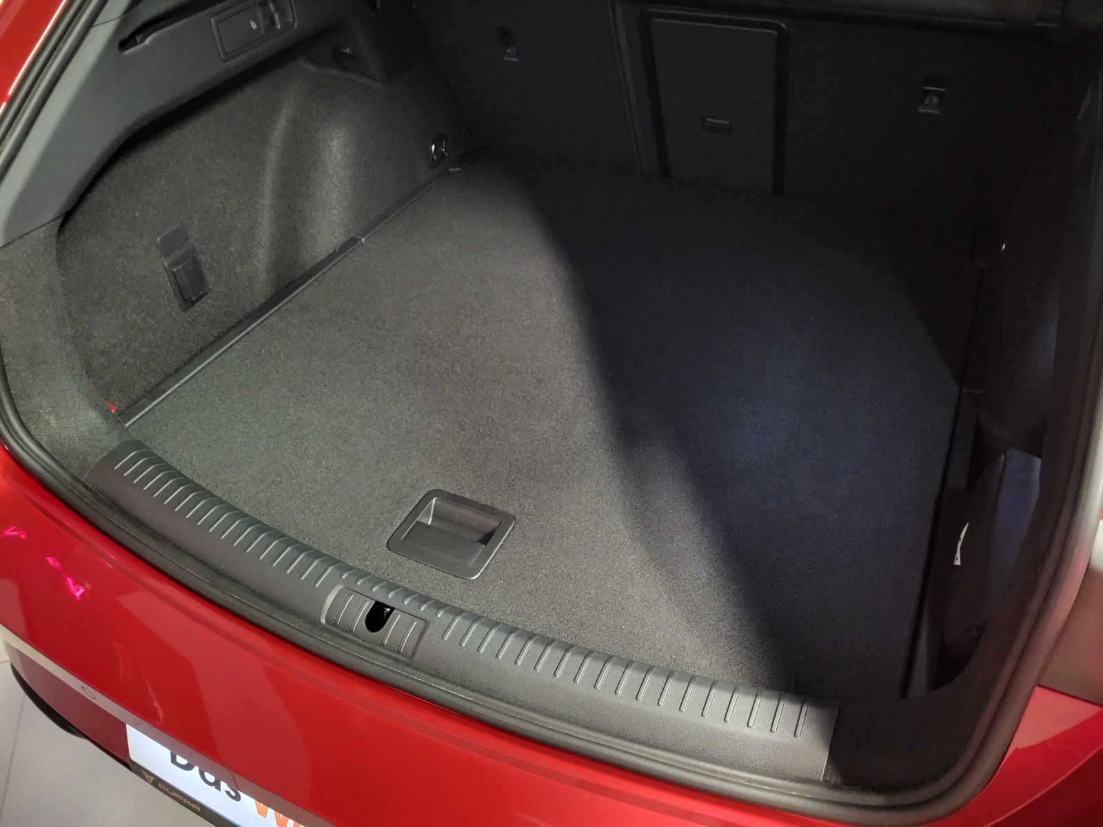 Cupra Leon Sportstour. 1.5 eTSI DSG - Samsaru's Car Outlet