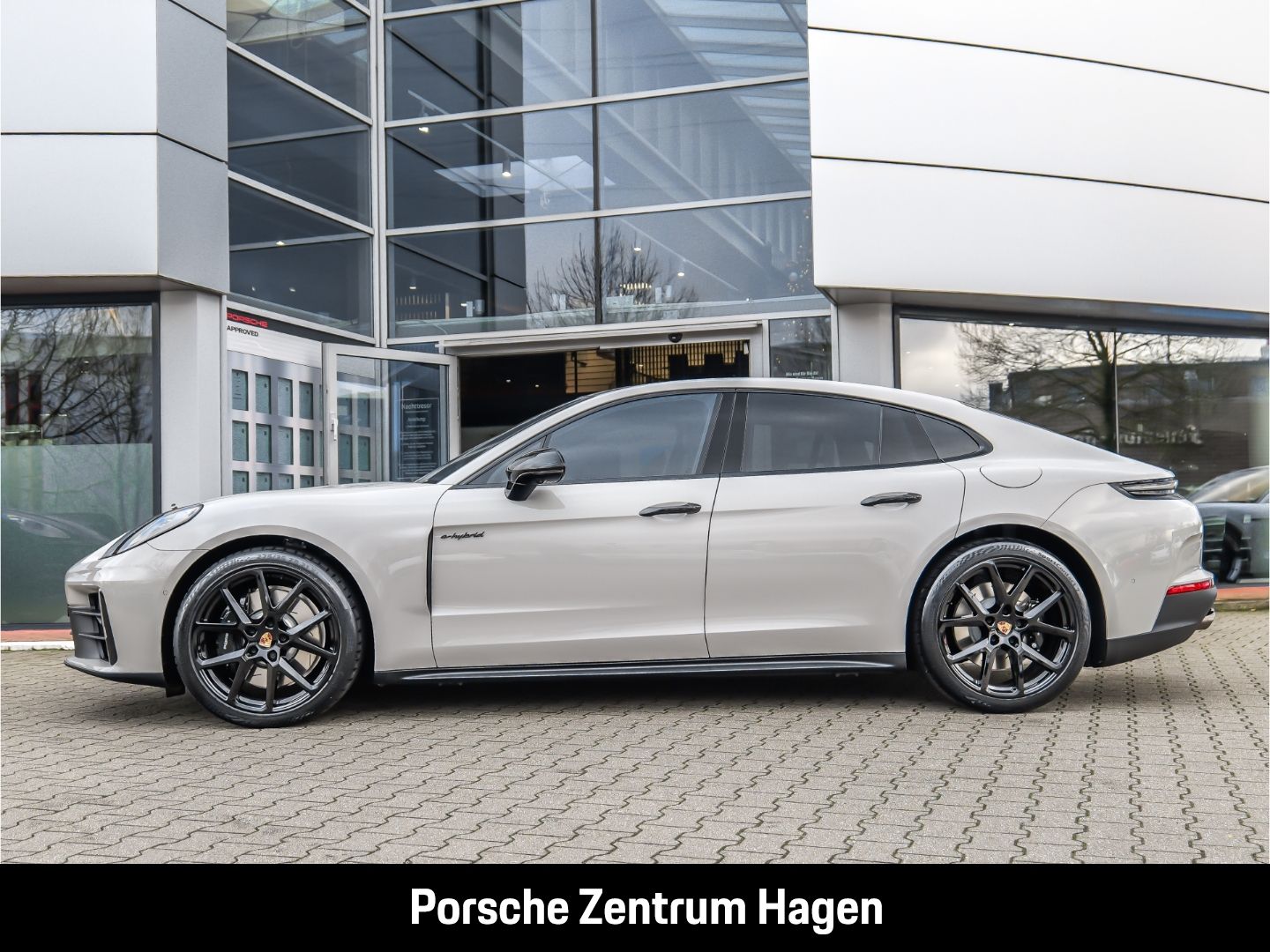 Porsche Panamera 4 E-Hybrid Sportabgasanlage LED-Matrix