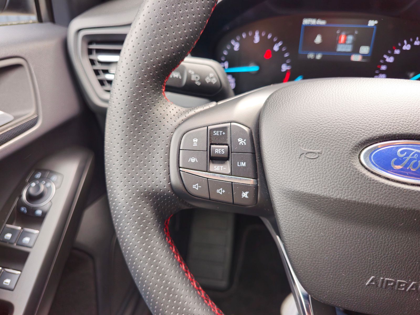 Ford Focus Turnier ST-Line Kamera Keyless Automat ACC