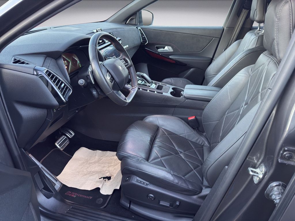 DS Automobiles DS 7 Crossback E-Tense 300 4x4 Perform. Line +