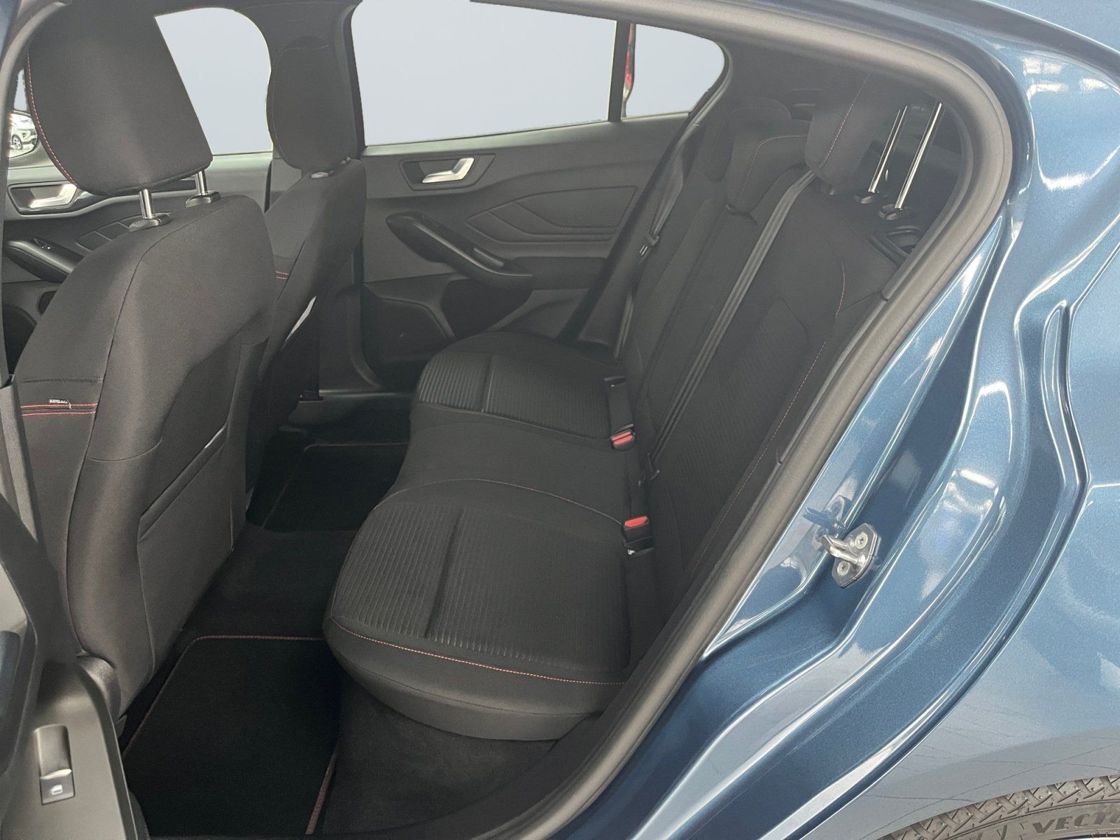 Ford Focus ST-Line X 1.0 EcoBoost Automatik ACC, Navi