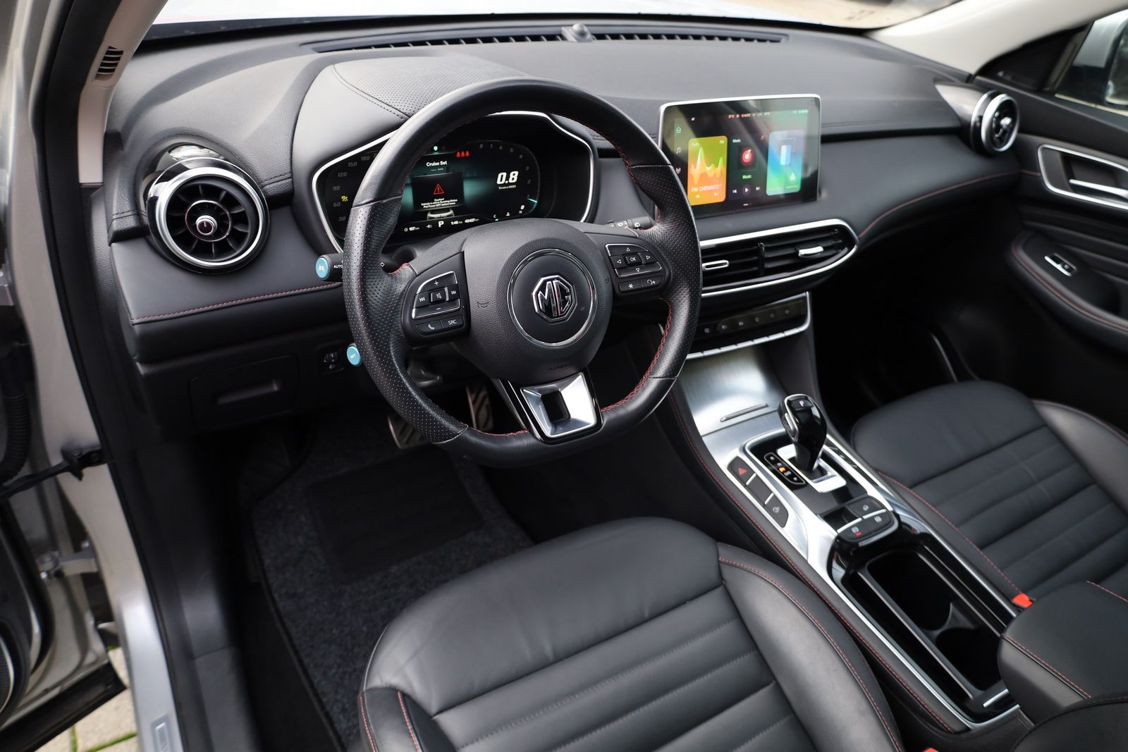 MG HS 1.5 T-GDI Luxury Aut. LED Navi Pano 360°
