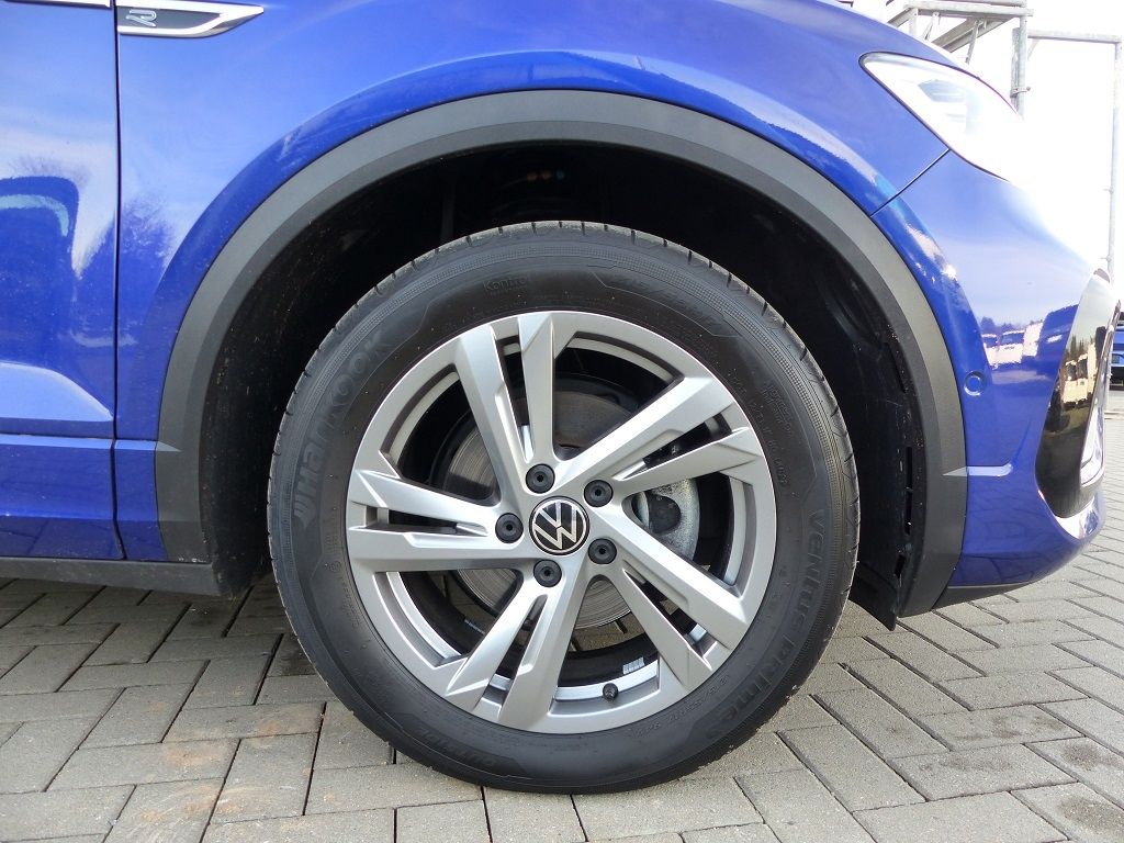 Volkswagen T-Roc 1.5 TSI DSG R-Line - Samsaru's Car Outlet