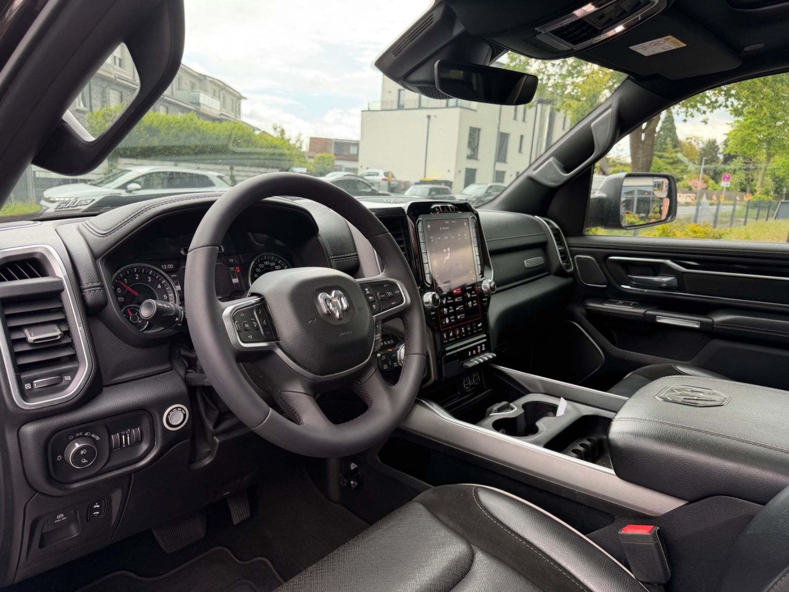 Dodge RAM 1500 5.7 Laramie Sport/Night/Sport-Aga/LPG