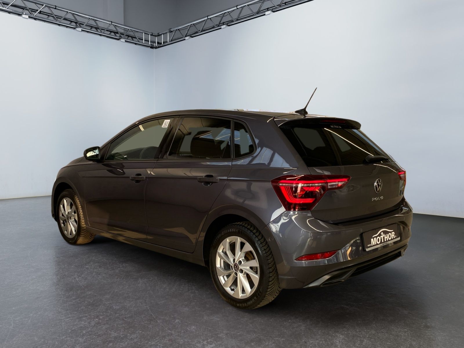 Volkswagen Polo VI Style 1.0 TSI - Samsaru's Car Outlet