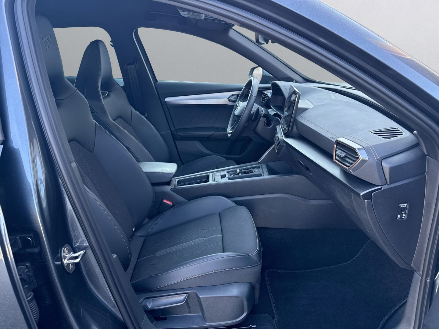 Cupra Formentor VZ 4D 2.0TSI *AHK+NAVI+BEATS+COPPER