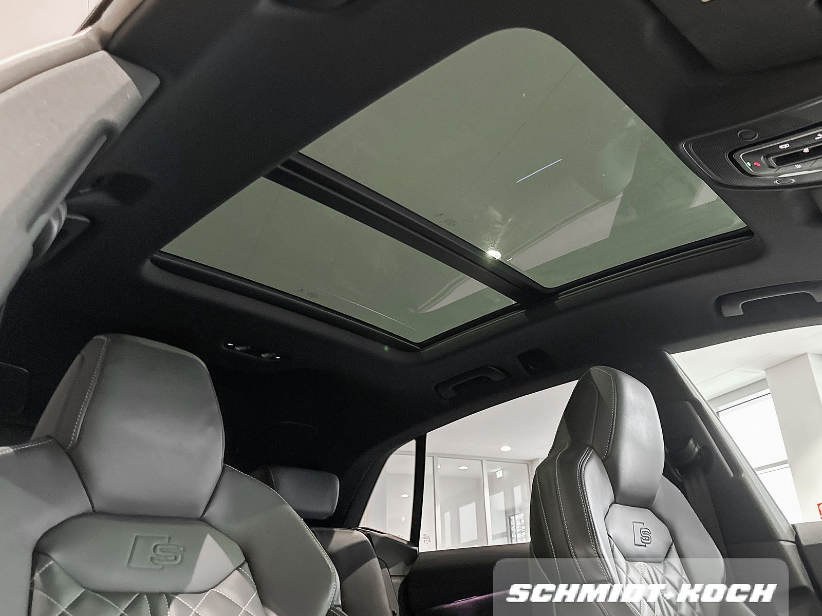 Audi Q8 SUV 50 TDI S-LINE LUFT STANDH. RAUTEN PANO.
