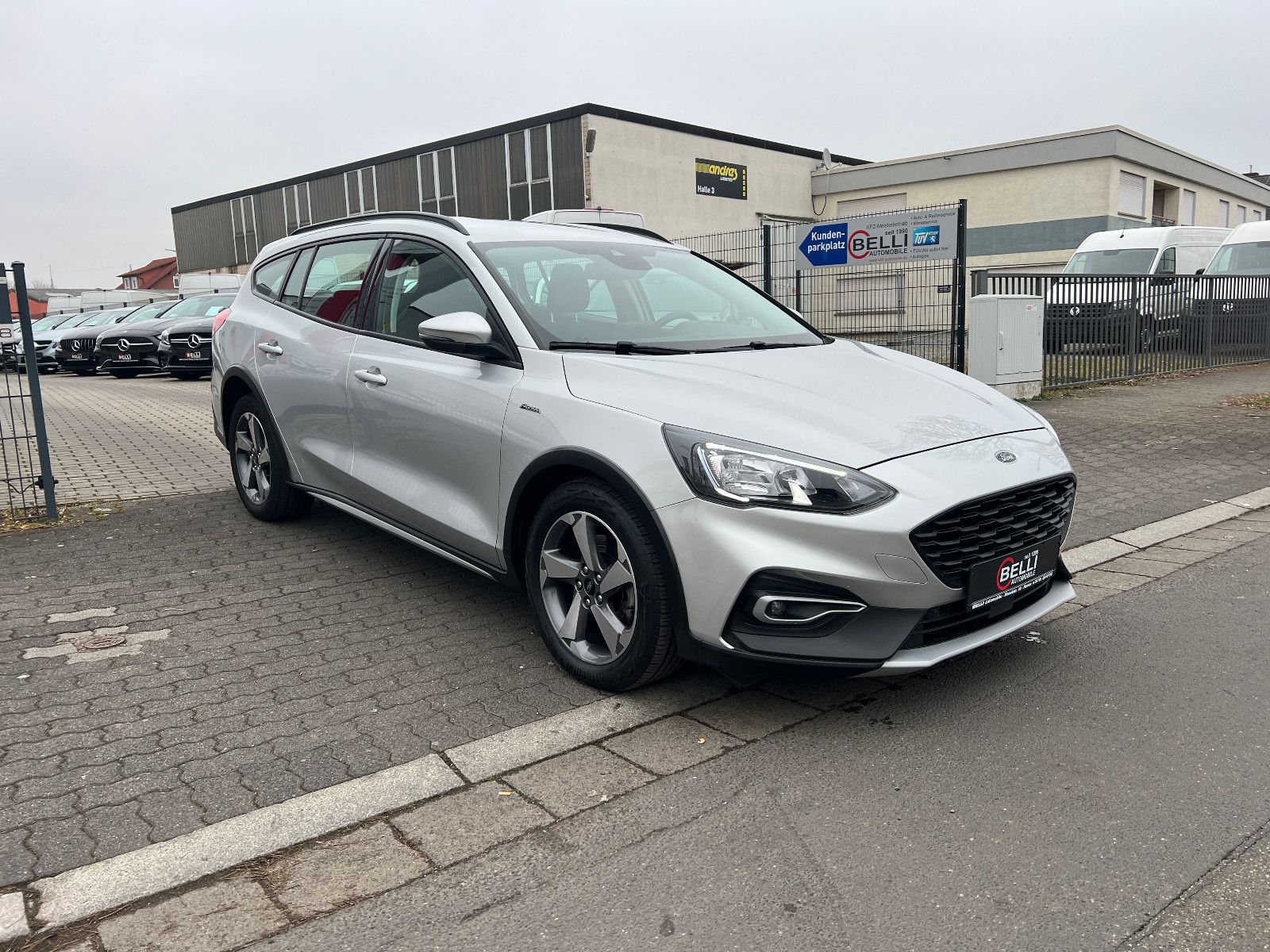 Ford Focus Turnier Active X Aut. - Samsaru's Car Outlet
