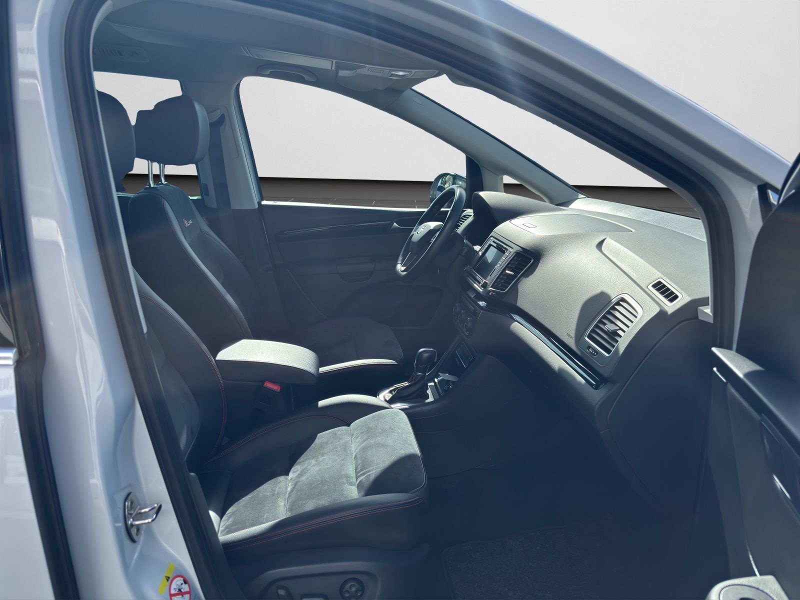 Seat Alhambra 1.4 TSI DSG FR LINE RFK AHK FULL LINK