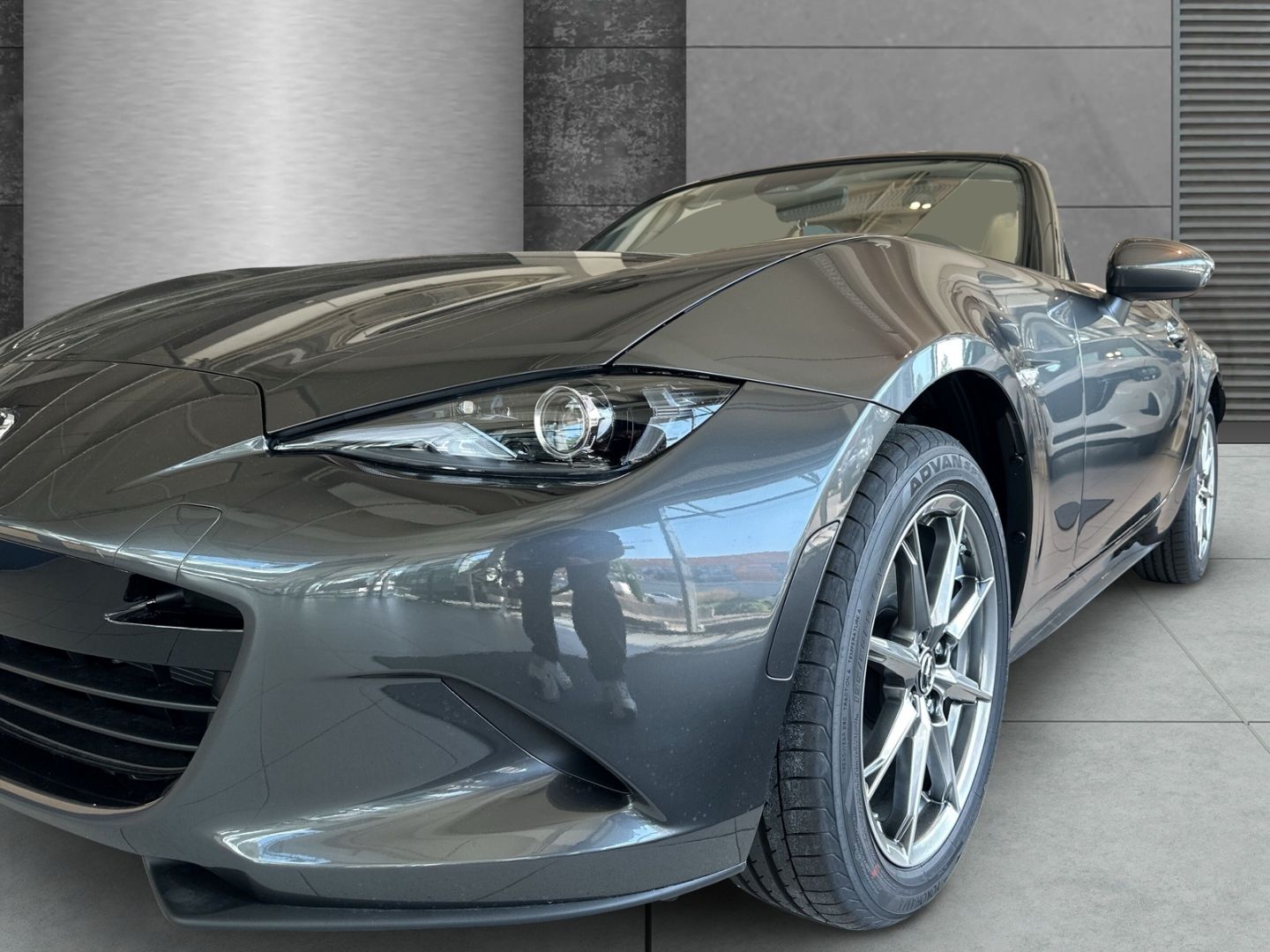 Mazda MX-5 Kazari Bose Soundsy. Apple CarPlay Nappaled