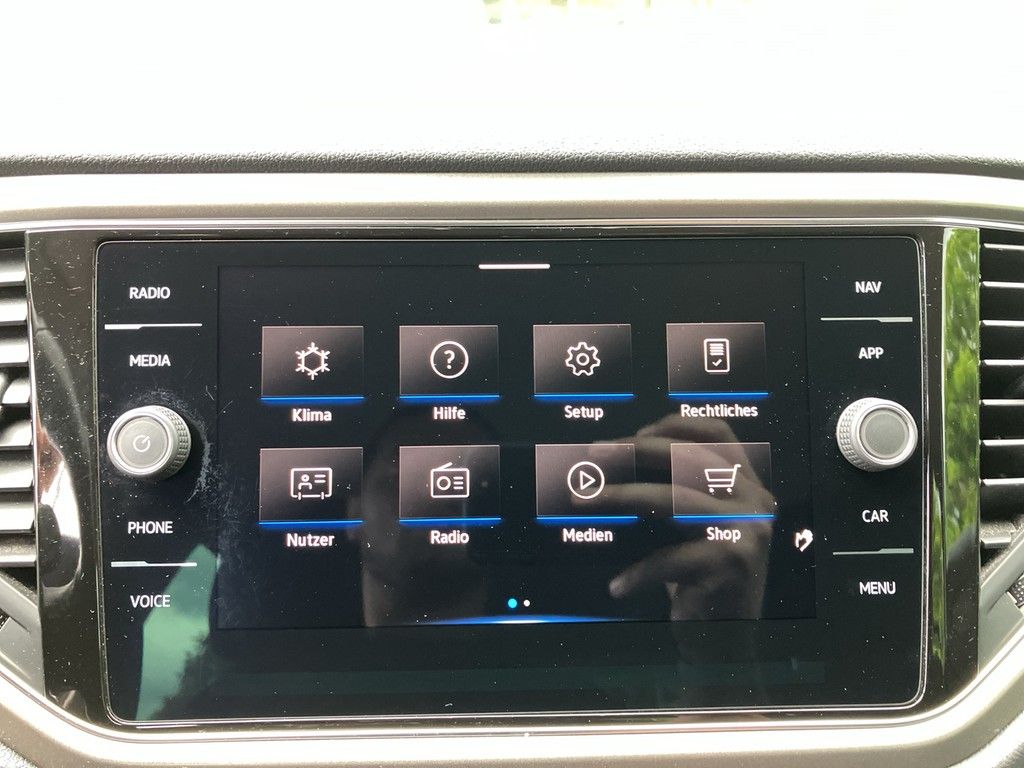 Volkswagen T-Roc 1.5 TSI DSG Style - Samsaru's Car Outlet