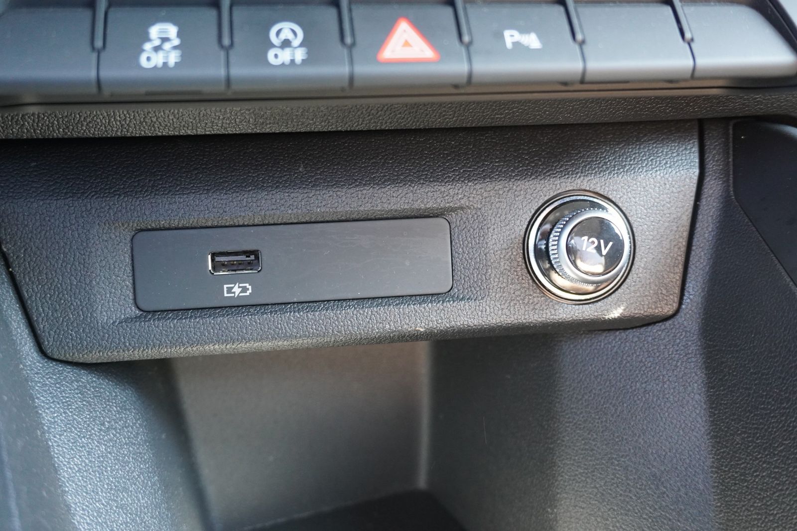 Audi A1 25 TFSI Sportback S-tronic - Samsaru's Car Outlet