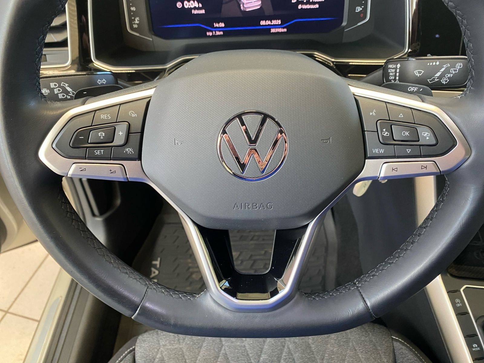 Volkswagen Taigo Move 1.5 TSI DSG - Samsaru's Car Outlet