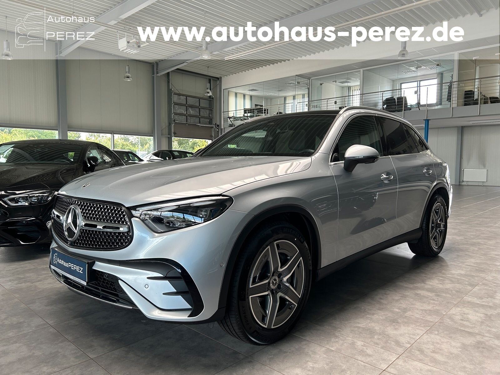 Mercedes-Benz GLC 300 4M AMG PREMIUM+ DISTR-PANO-BURMESTER-360