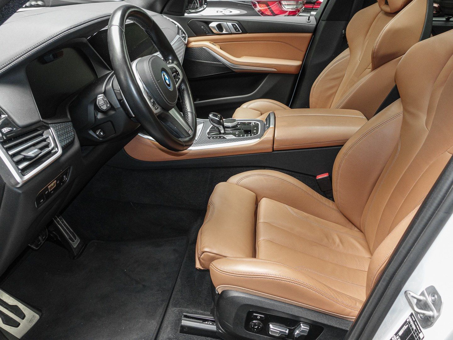 BMW X5 xDrive45e M Sport AHK GSD M-Sitz DA+PA+HUS La