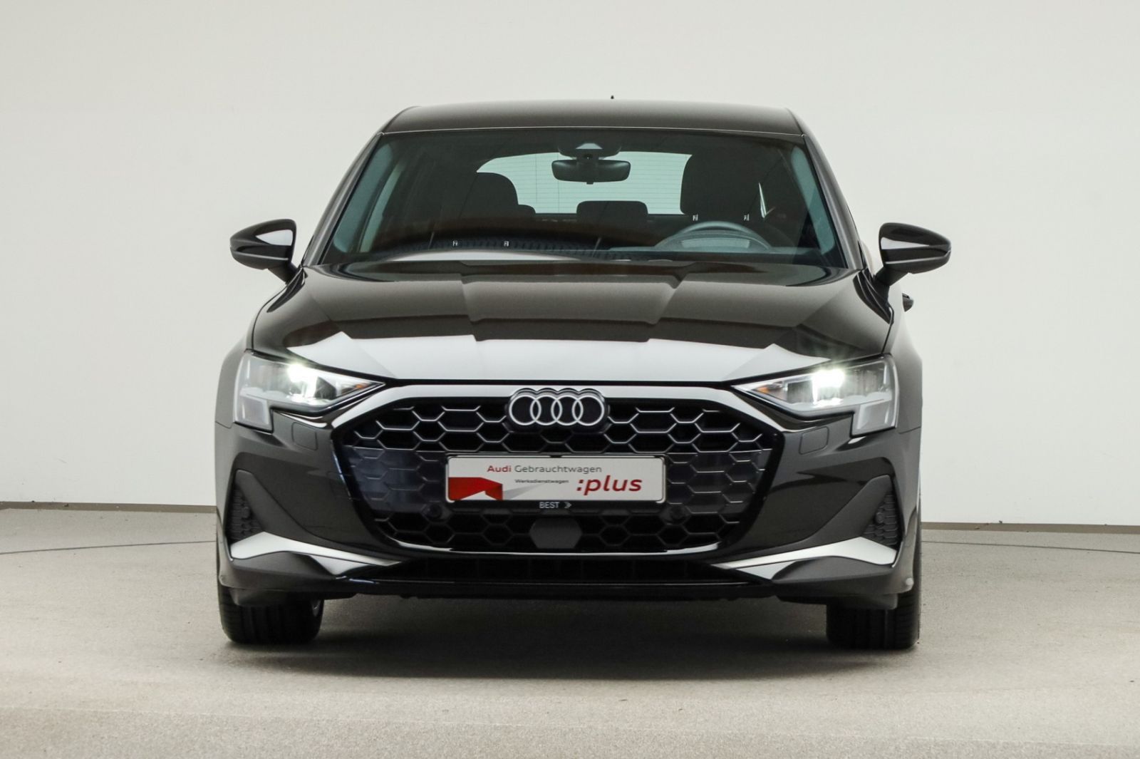 Audi A3 Sportback 35 TDI advanced - Samsaru's Car Outlet