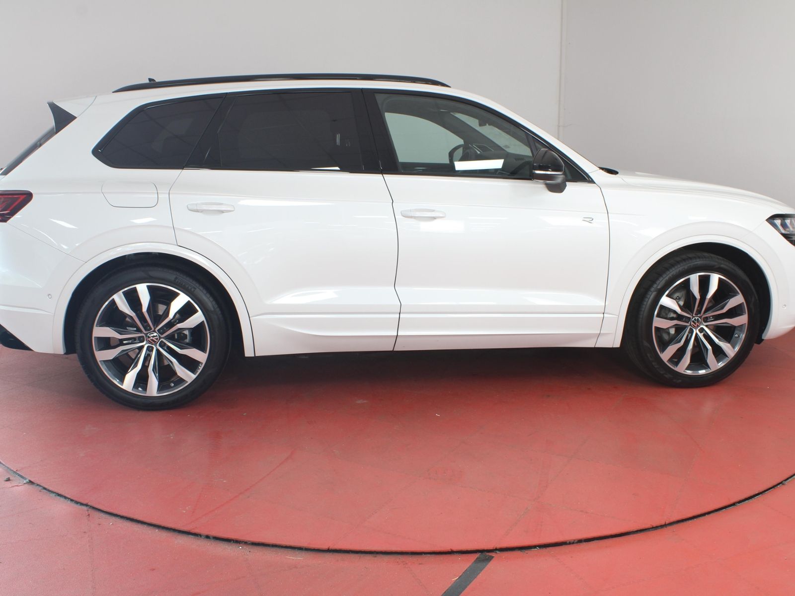 Volkswagen Touareg R-Line Black Style 3.0TDI 498,-ohne Anza