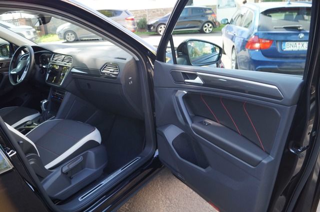Volkswagen Tiguan Urban Sport 4Motion - Samsaru's Car Outlet