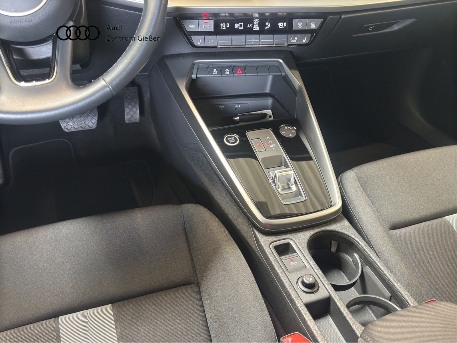 Audi A3 Sportback 35 TDI S-tronic - Samsaru's Car Outlet