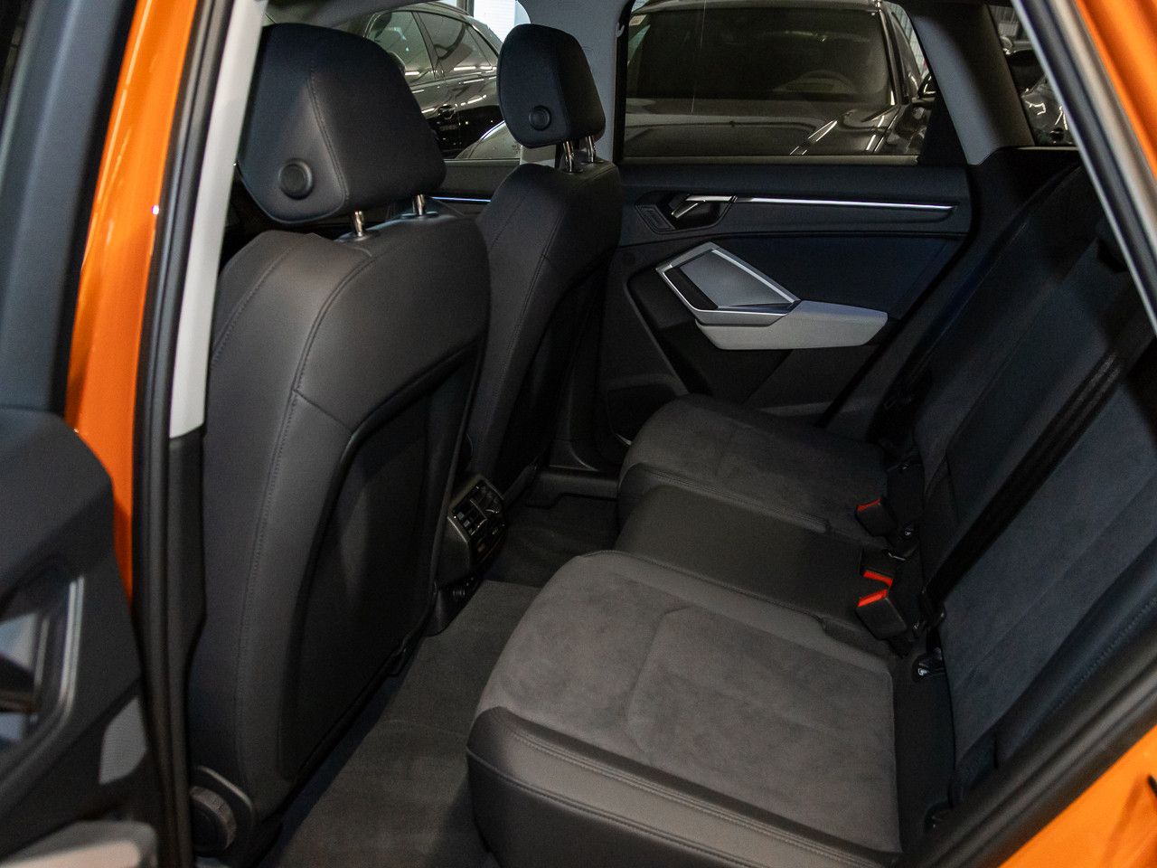 Audi Q3 advanced 40 TFSI quattro S tronic - Samsaru's Car Outlet