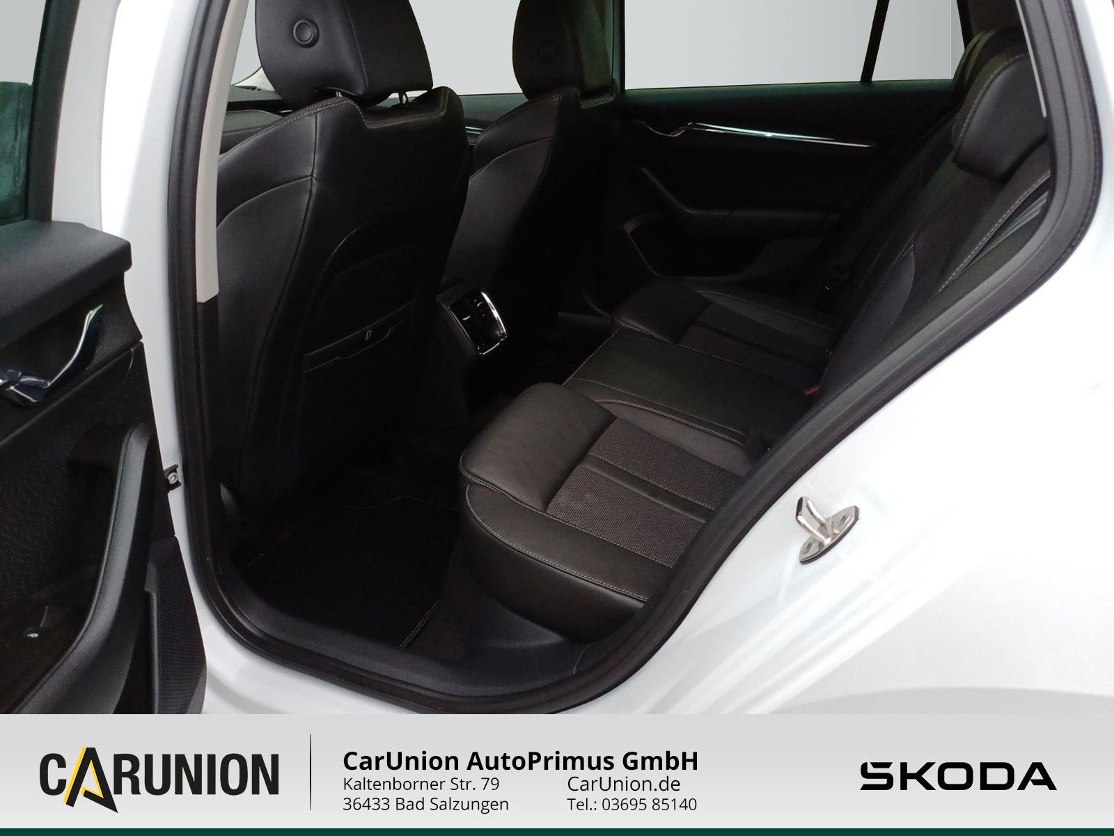 Skoda Octavia Combi Style iV - Samsaru's Car Outlet