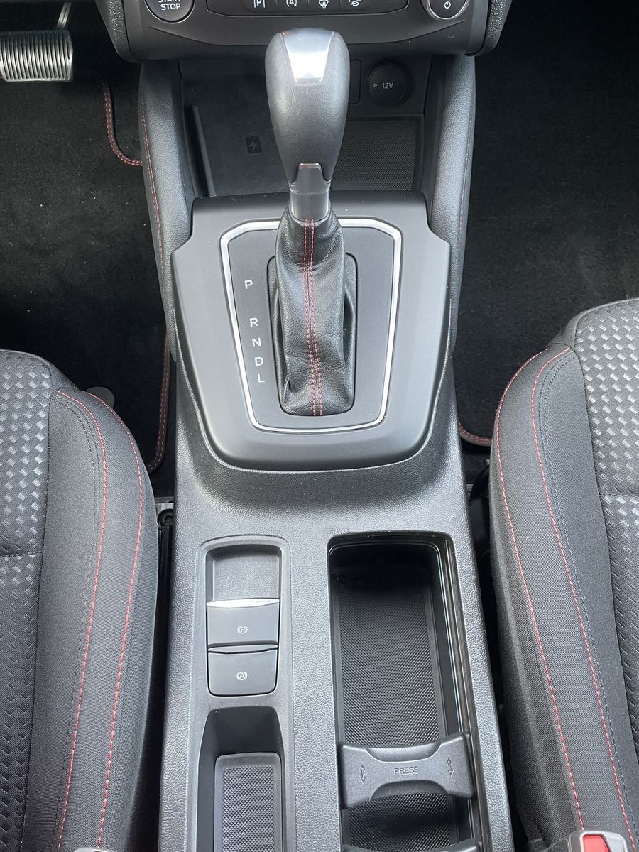 Ford Focus Turnier 1.0 EcoBoost Hybrid Aut. ST-Line X