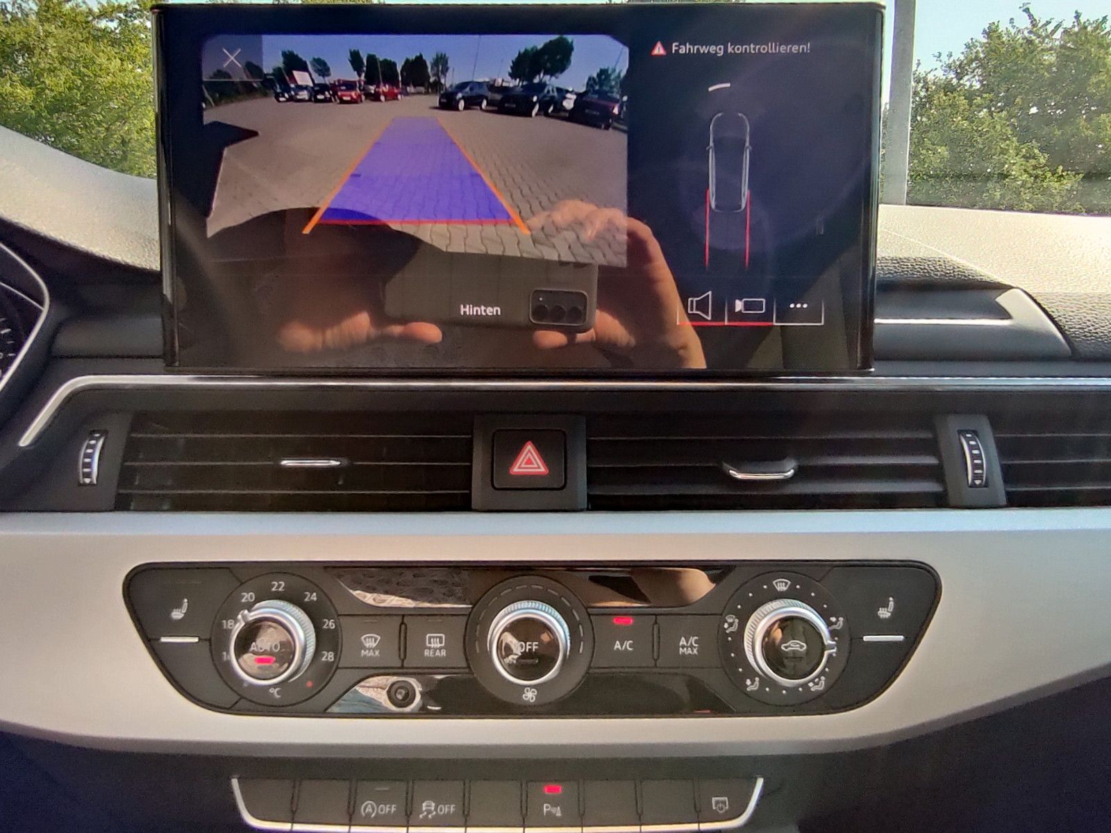 Audi A4 Avant 35 TFSI S line - Samsaru's Car Outlet