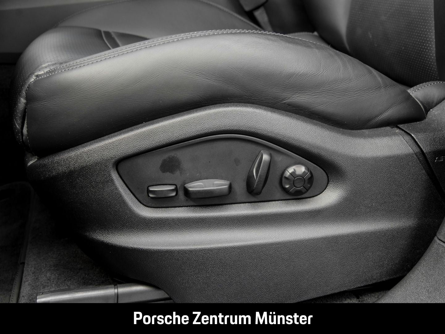 Porsche Cayenne S E-Hybrid Coupe InnoDrive Surround-View