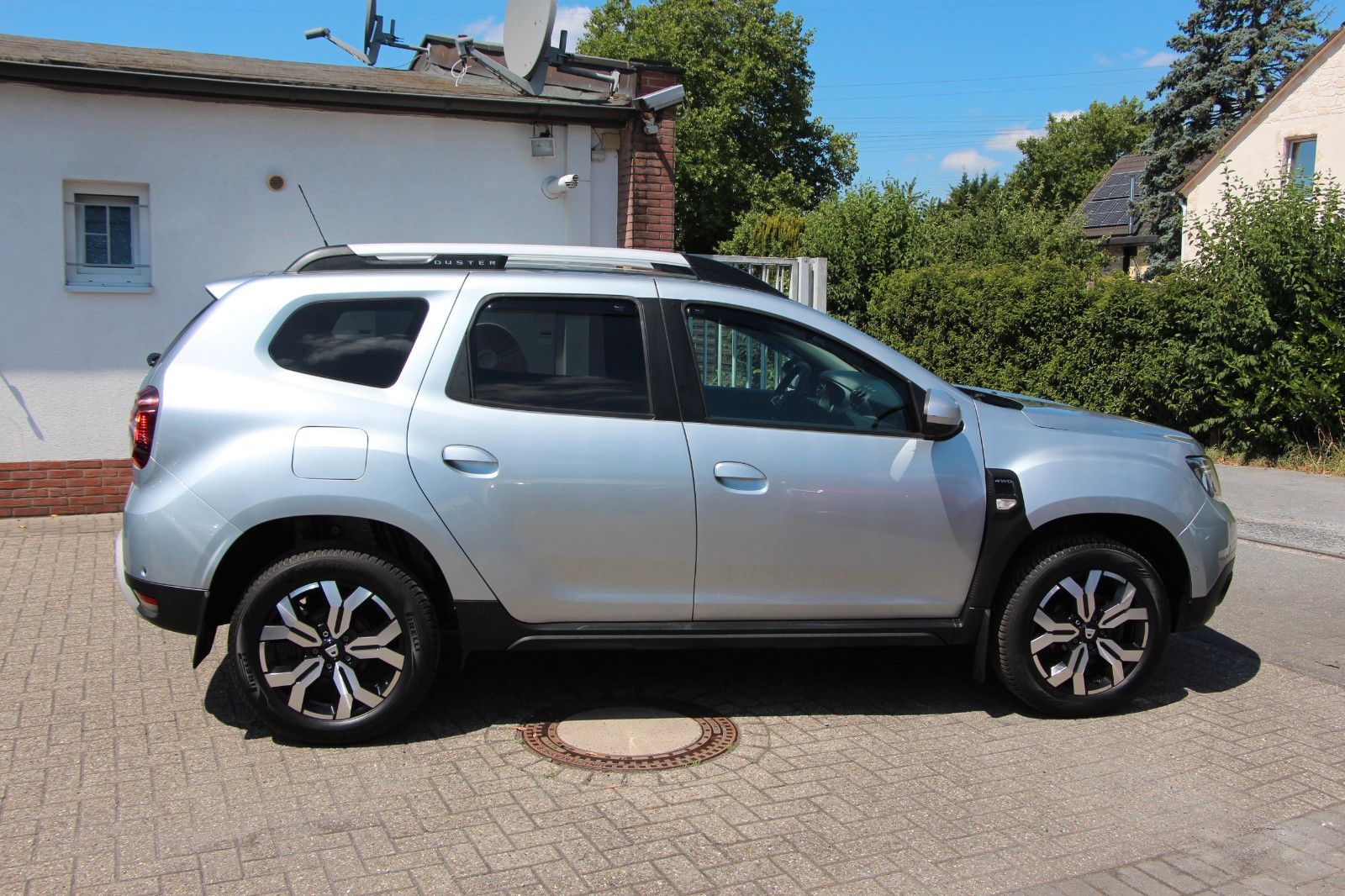 Dacia Duster TCe 150 4WD Prestige - Samsaru's Car Outlet