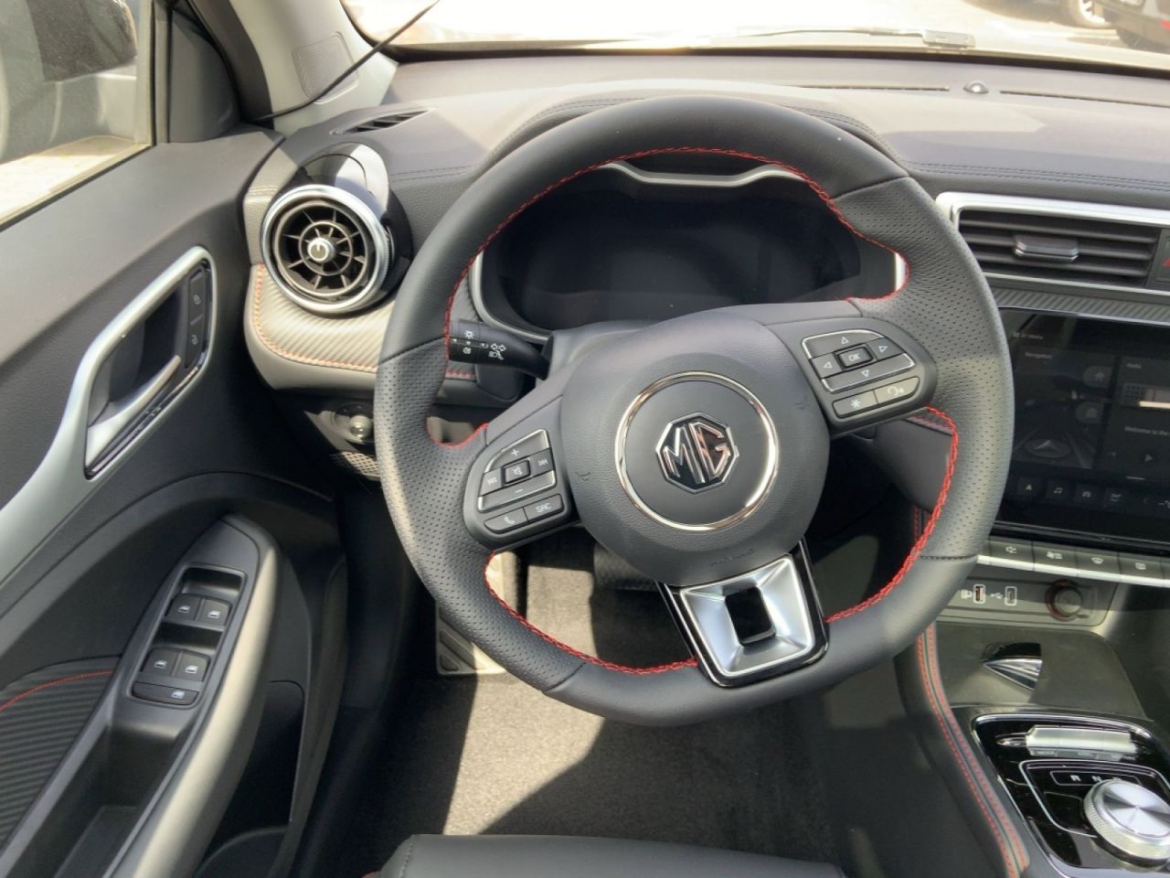 MG ZS EV Standard Luxury