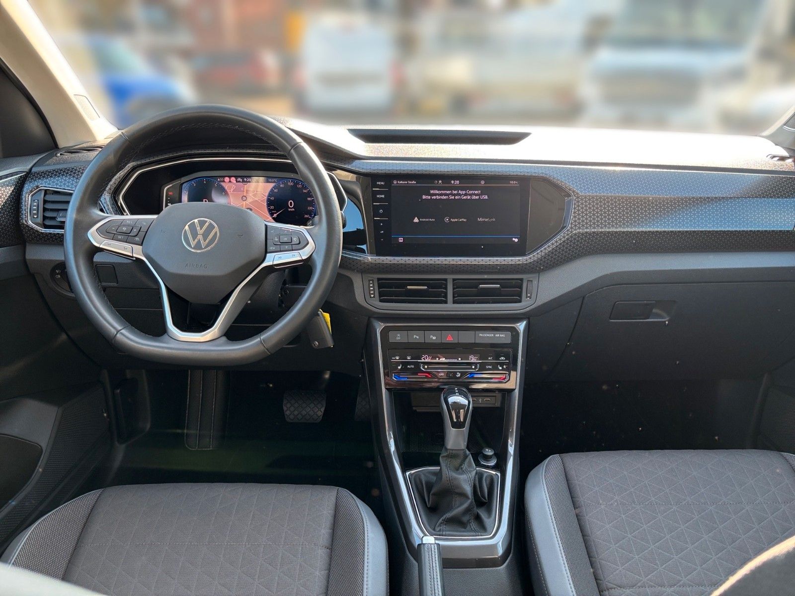 Volkswagen T-Cross Style - Samsaru's Car Outlet